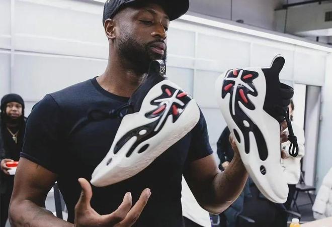 拉波尔塔：诺坎普永远是梅西的家；已将亚马尔伤情告知西足协