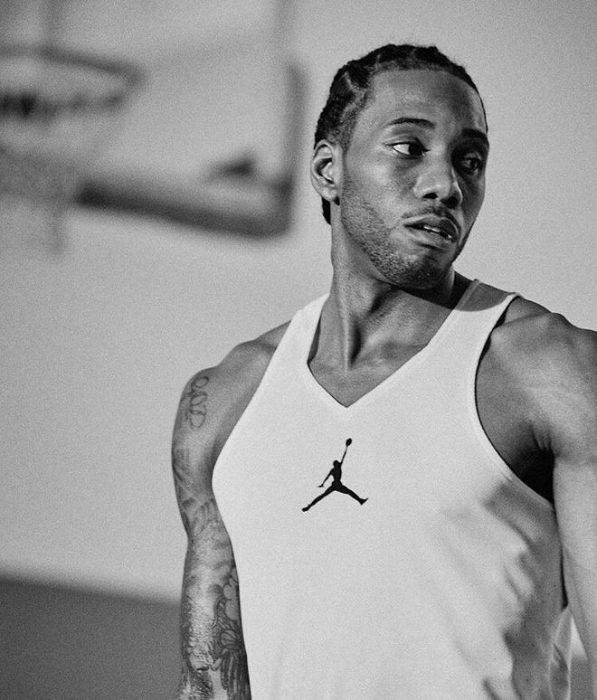 主裁在河南队获单刀时吹停比赛，是因为卡多索回接越位在先