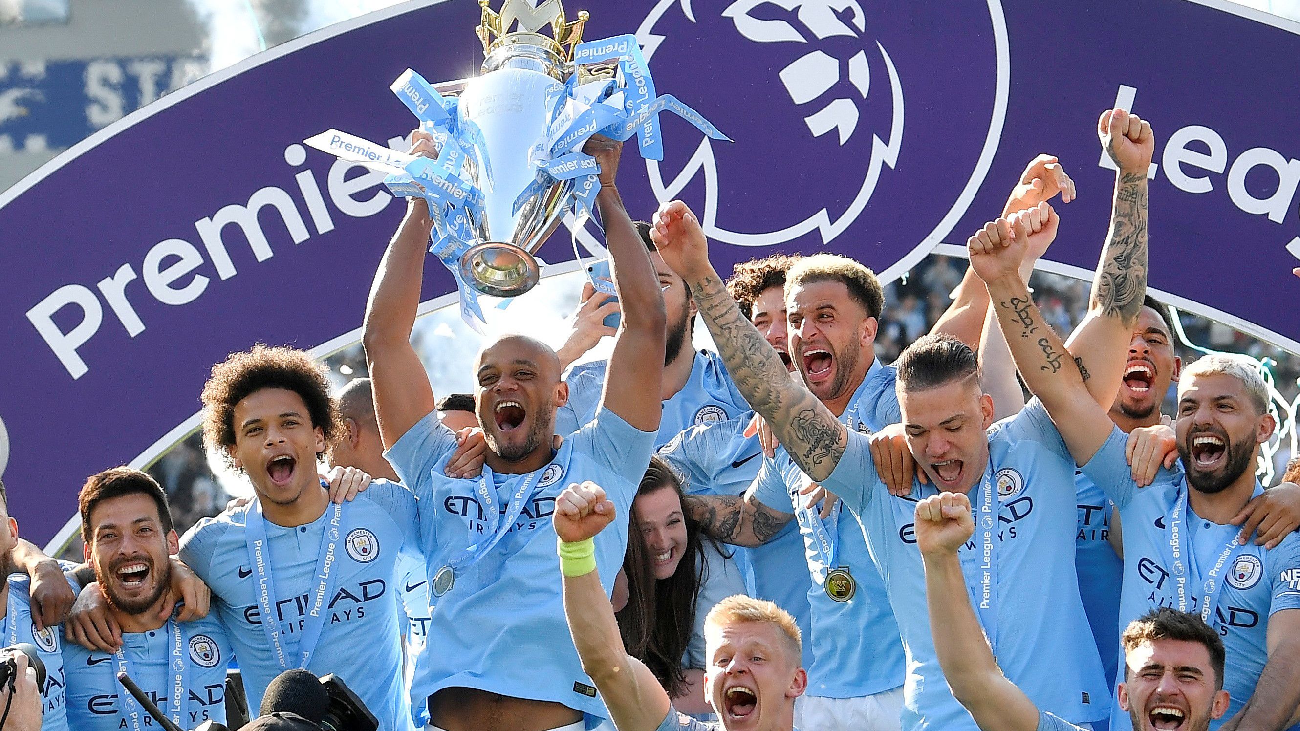 [NBA]快船断球反击 伦纳德快下飞身暴扣