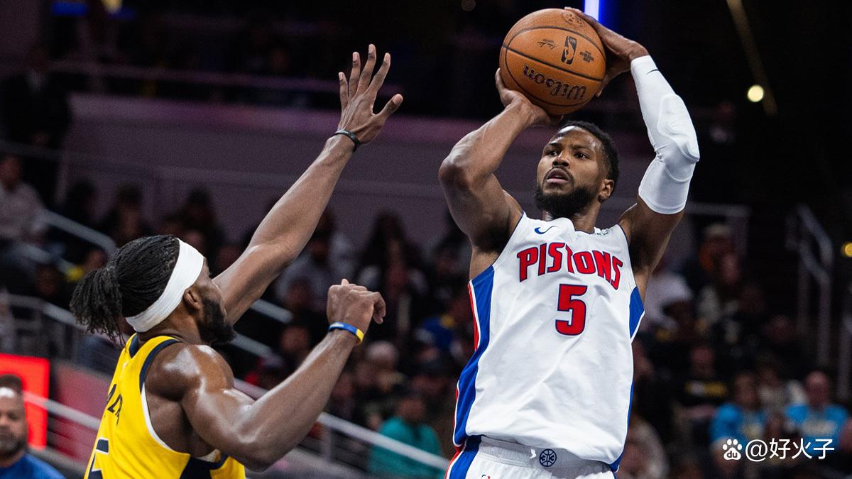 篮板（Rebounds）：8.3个