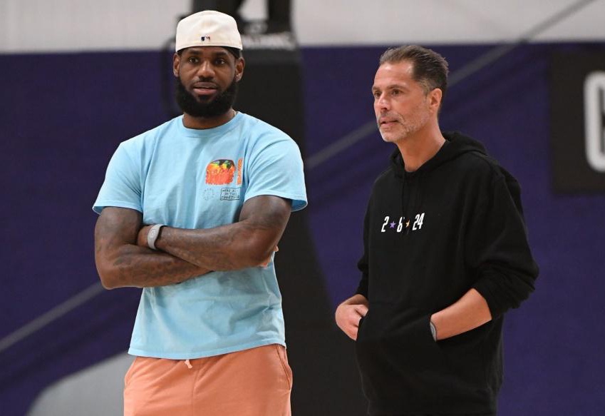 [法甲]库利巴利飞踢对手被直红罚下