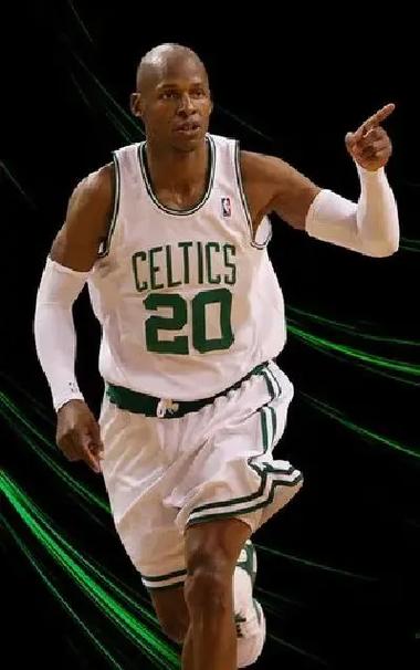 西甲半场：场上僵局暂未打破，皇家马略卡0-0奥萨苏纳