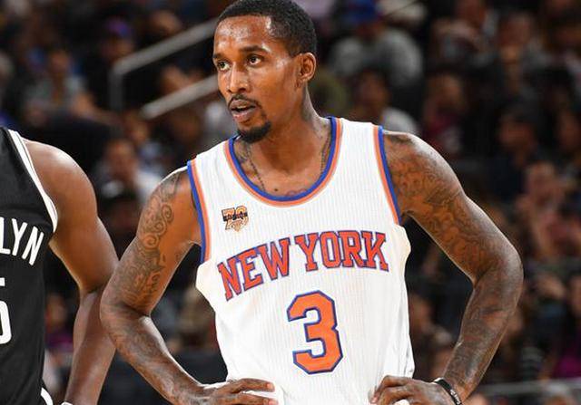 切尔西锋线低迷导致攻击乏力