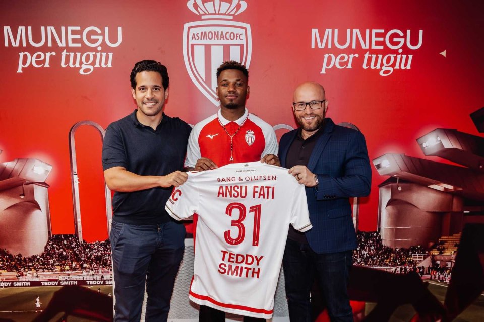 里夫斯：以前我只是双向球员，现在跟詹东相提并论太疯狂了